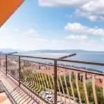 Three Bedroom With Balcony And Sea View شقة