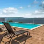 شقة Three Bedroom With Balcony And Sea View تْسْغيكفانِتْسا