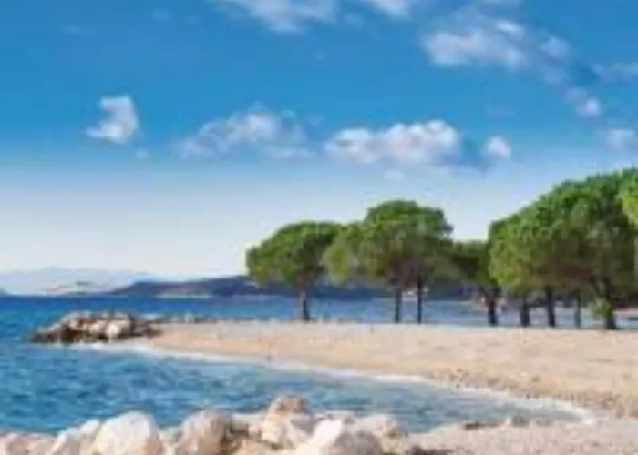 Three Bedroom With Balcony And Sea View Appartement Crikvenica